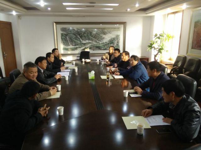 廖允成副校长与利华棉业座谈